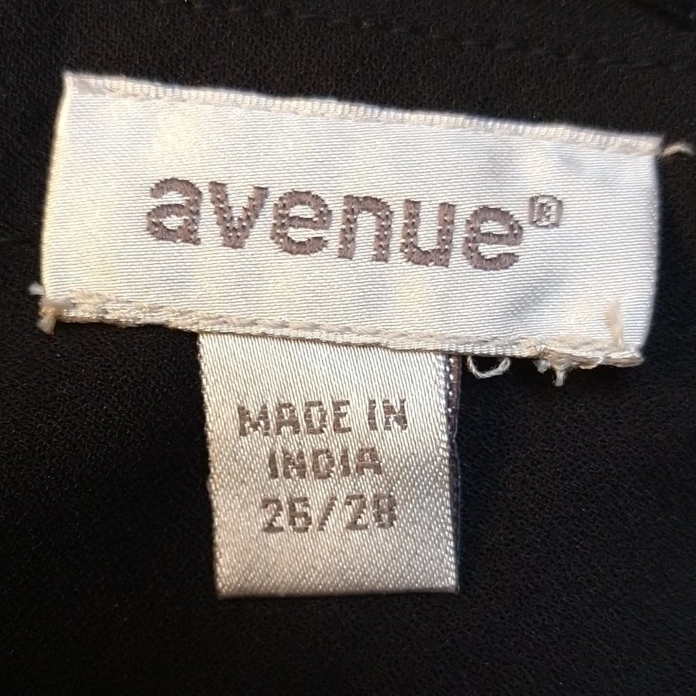 Avenue Black with Gold Zipper Tunic 3/4 sleeve Plus Size 26/28 - Picture 7 of 9